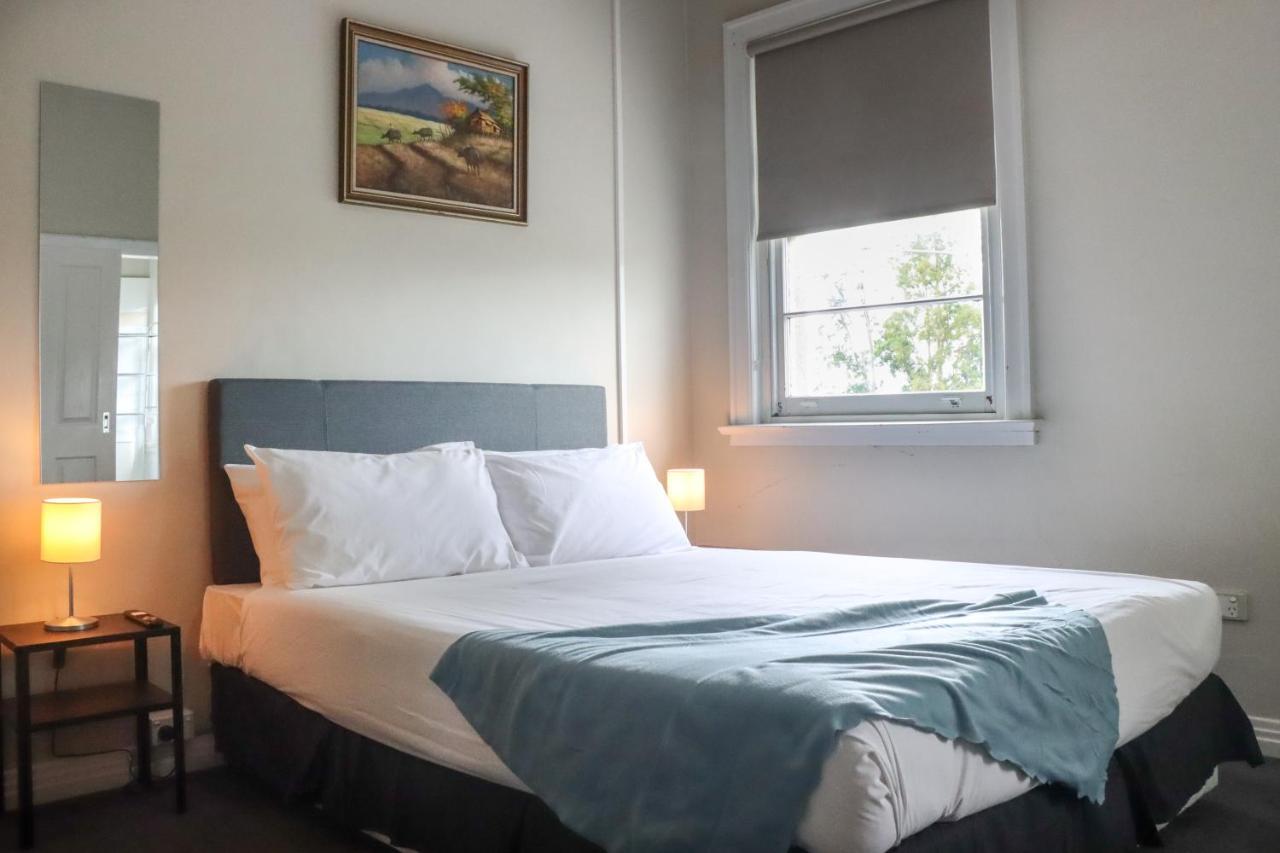 Tates Hotel Windsor Kültér fotó