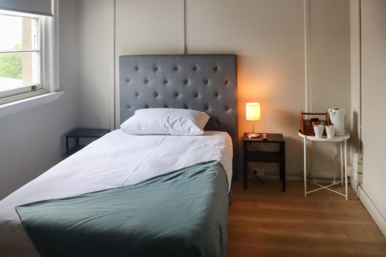 Tates Hotel Windsor Kültér fotó
