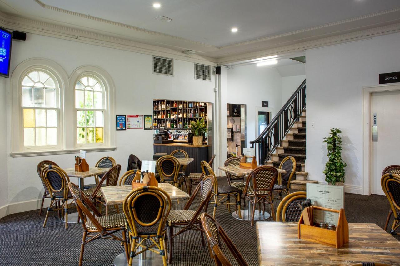 Tates Hotel Windsor Kültér fotó